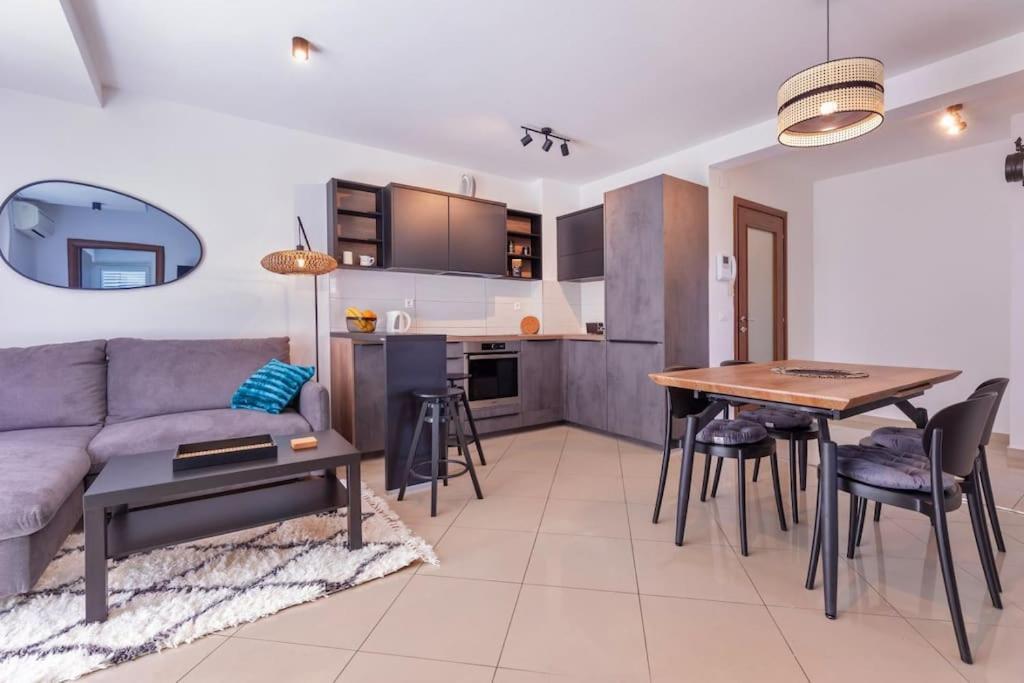 Stylish Two Bedroom Apartment&Garage Parking Place Dubrovnik Dış mekan fotoğraf