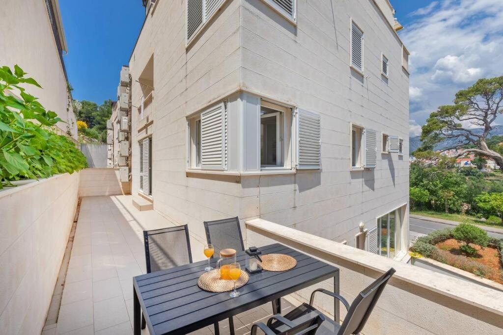 Stylish Two Bedroom Apartment&Garage Parking Place Dubrovnik Dış mekan fotoğraf