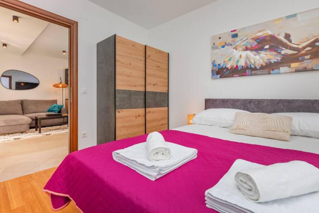 Stylish Two Bedroom Apartment&Garage Parking Place Dubrovnik Dış mekan fotoğraf